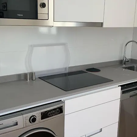 Super Noviembre En La Playa Pie De Playa Yellow, Un Lujo, Totalmente Nuevo, Tambien Tu Mascota * Noja