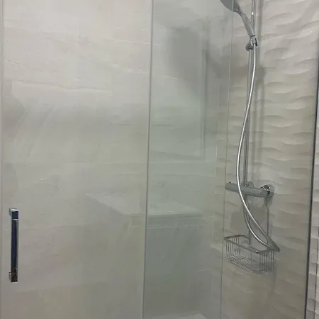 Super Noviembre En La Playa Pie De Playa Yellow, Un Lujo, Totalmente Nuevo, Tambien Tu Mascota Apartmán Noja