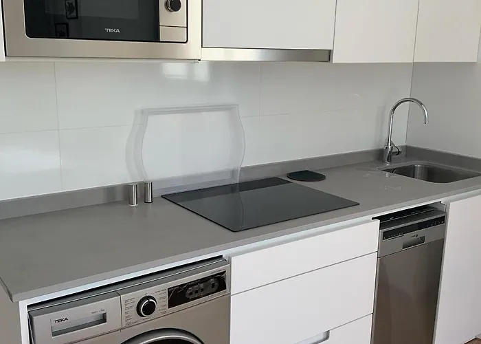 Yellow Apartments: Pet-friendly Beachfront Luxury * Noja